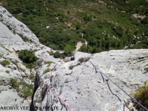 Dans le haut de la voie