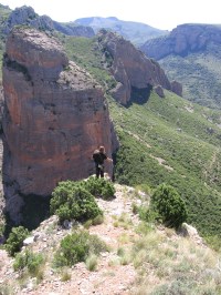 Au sommet de la Visera - Au loin, los Mallos Pequenos, plus abordables!