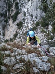 Fin de la troisième longueur. Côté ambiance, il y a pire dans ce massif!