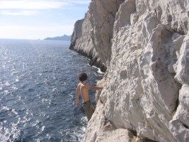 Dans un style plus épuré, sans corde!