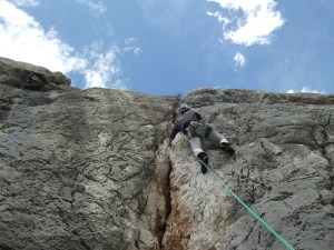Troisième longueur, un dièdre raide