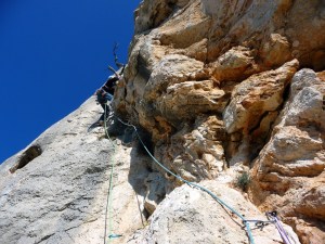 Départ de la seconde longueur