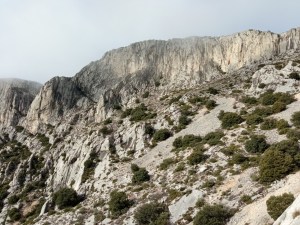 arête du geand couloir montagne sainte victoire